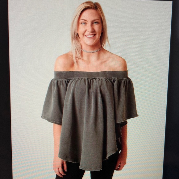 Free People kiss me sweatshirt - Picture 5 of 8